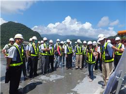 日本首都高速道路株式會社參訪蘇花改觀音隧道新建工程