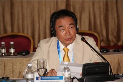 2013年6月率團參加「第四屆國際基礎設施投資與建設高峰論」出席國際商協會會長圓桌會議